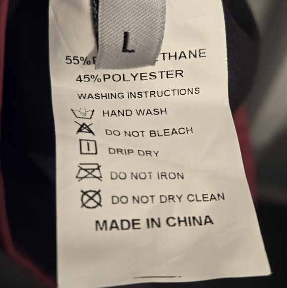 Elegant Burgundy Strapless Dress - Picture 10 of 10